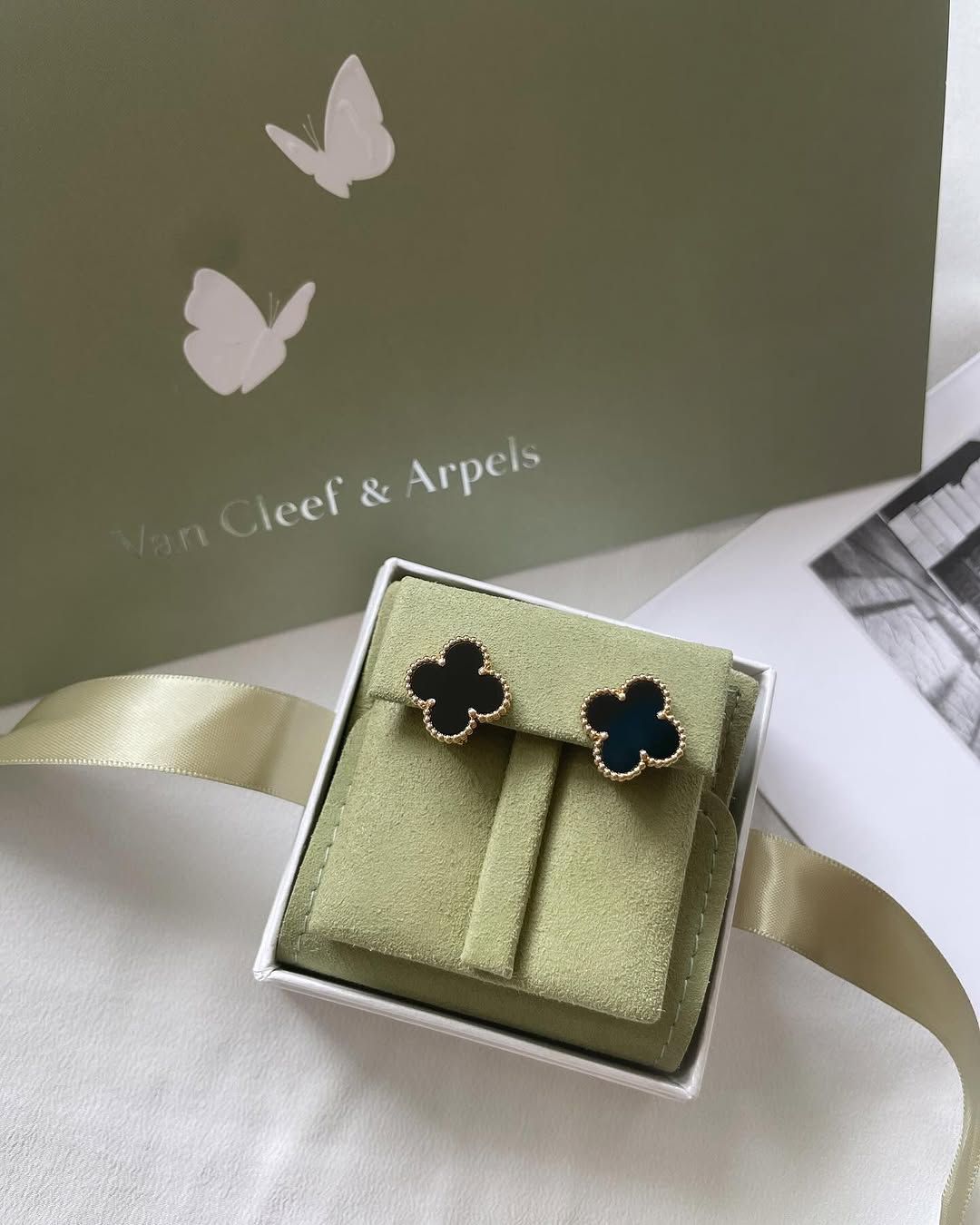 Van Cleef & Arpels High Quality Earrings — For Her