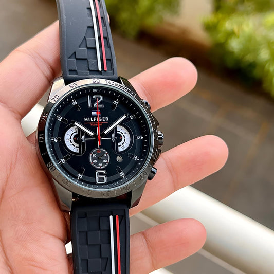 Tommy Hilfiger Decker Analog Model Series Now Available