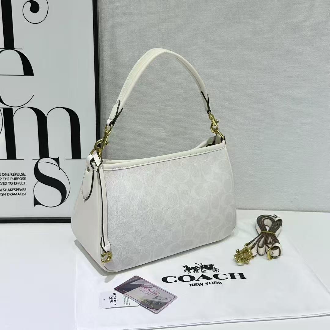 Co-ach Cary Shoulder Bag
