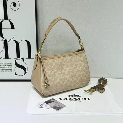 Co-ach Cary Shoulder Bag