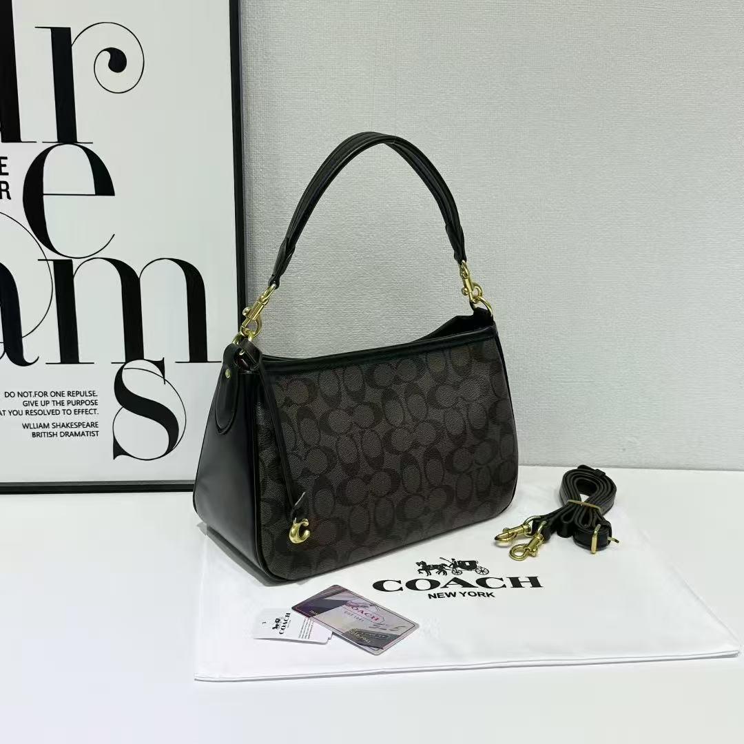 Co-ach Cary Shoulder Bag