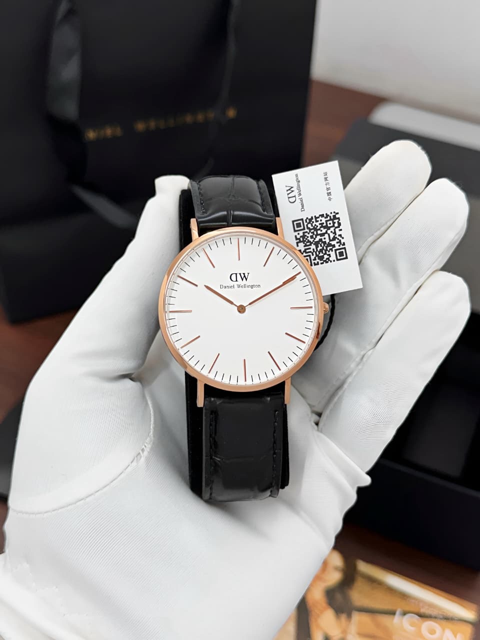 Daniel Wellington Premius Classic York Original Model Series Now Available