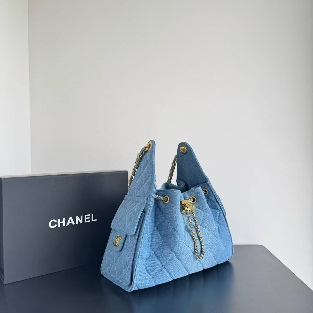 Cha-nel Classic Iconic 25 S Denim Hobo