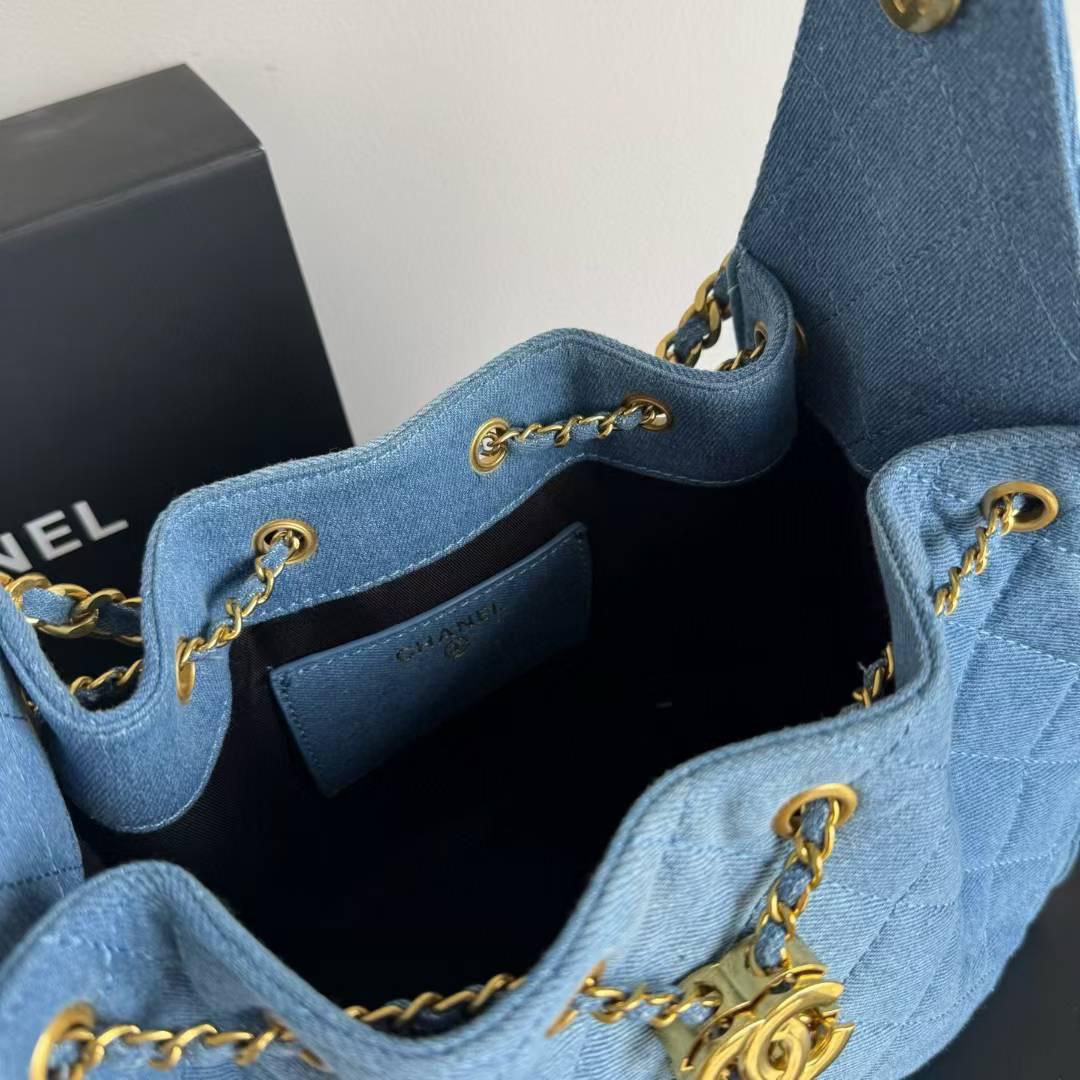 Cha-nel Classic Iconic 25 S Denim Hobo