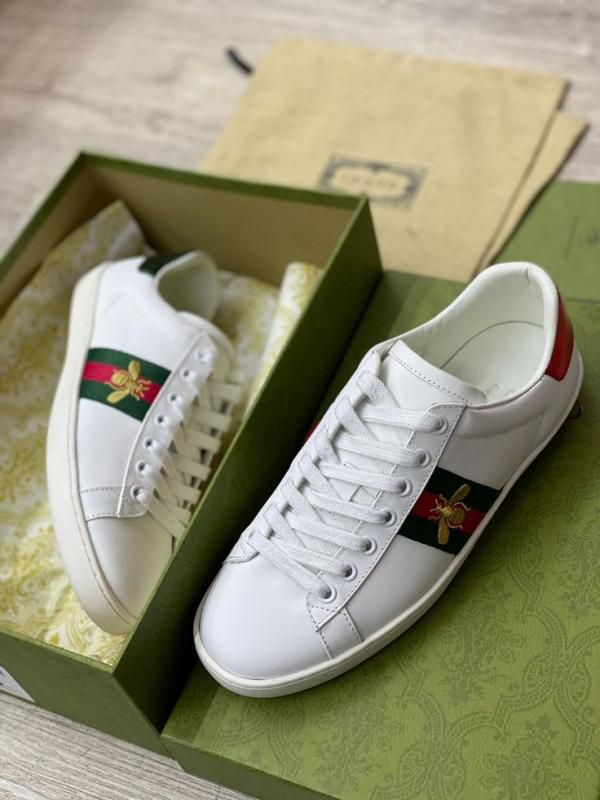 GU-CC-I BEE ACE SNEAKERS