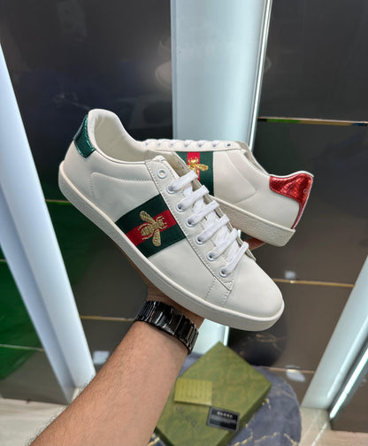 GU-CC-I BEE ACE SNEAKERS
