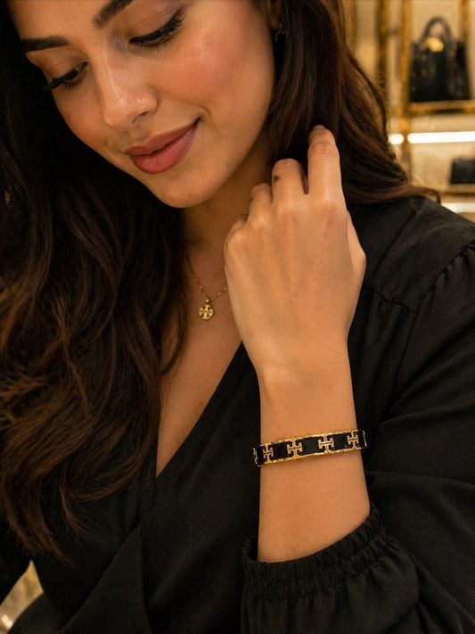 To-ry Bu-rch Bracelet Gold & Black Bracelet