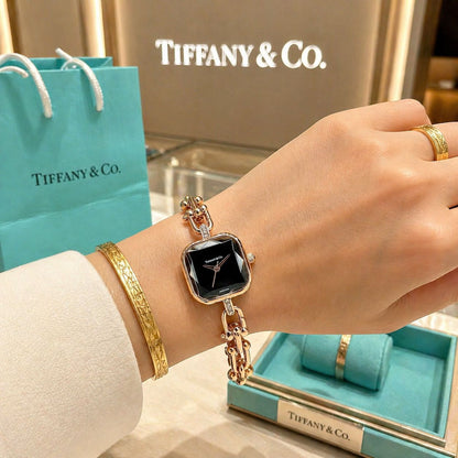 TI-FF-ANY & CO.  Elegance that never goes out of style