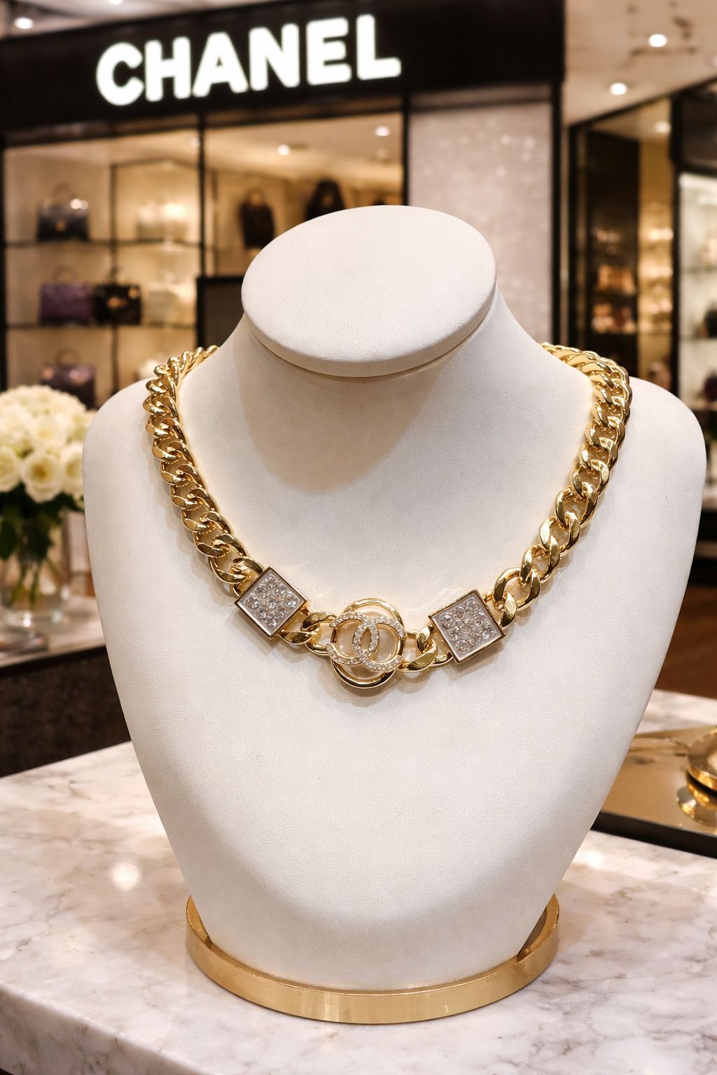 Cha-nel Pearl & Diamond Studded Choker cum Necklace